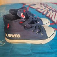 scarpe Levis n. 33