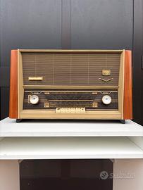 Radio vintage West