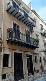 Appartamento 5 vani a carini