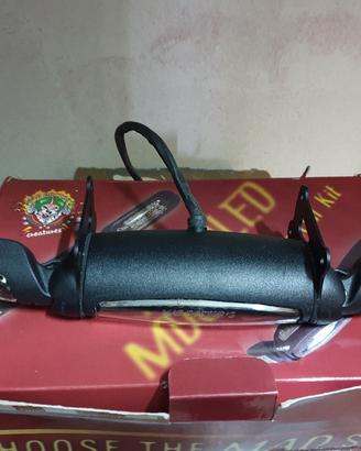 Kit faro frecce e portatarga mad doctor 