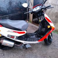 ricambi due scooter peugeot zenith