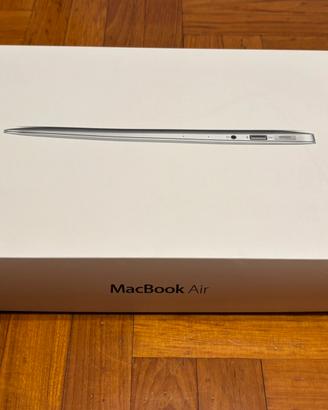 Apple Macbook air 13.3/1.3Ghz/4Gb/256GB