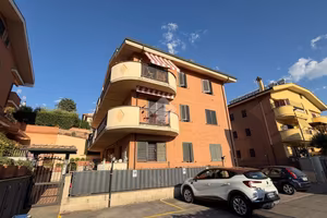 2 LOCALI A MARINO