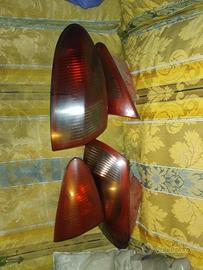 fari posteriori alfa 147