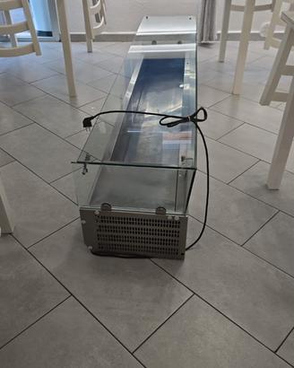 Vetrina ingredienti pizzeria