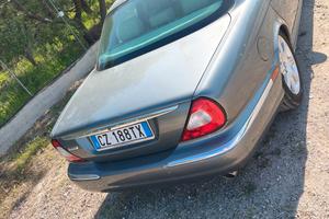 Jaguar XJ 2.7 D V6 cat Executive