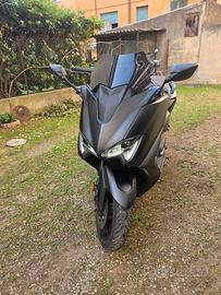 tmax 560