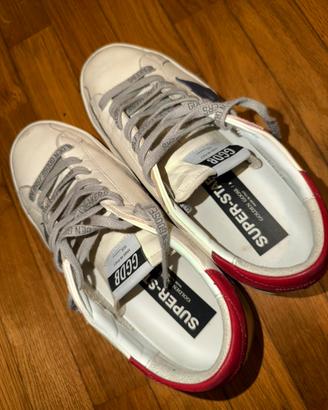 Golden goose super-star