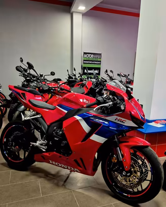 Honda CBR 600 RR HRC 2024 KM 5000 SCARICO ARROW