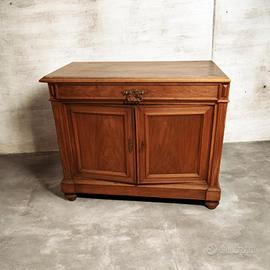 Antica credenza in noce con piano in marmo