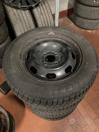 Peugeot 208 cerchi e gomme