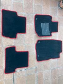 Set tappetini e vasca  baule Mazda M/Cx30