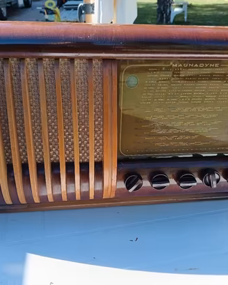radio vintage Magnadyne