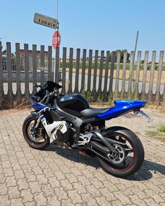Yamaha yzf-r6 (R6) rj09 