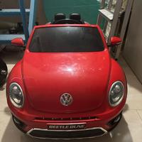 Auto elettrica giocattolo New Beetle