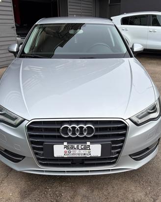 Audi A3 SPB 1.6 TDI 105cv S tronic Attraction