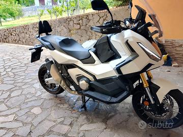 xadv 750 4500 km 6 anni di garanzia anno 2025