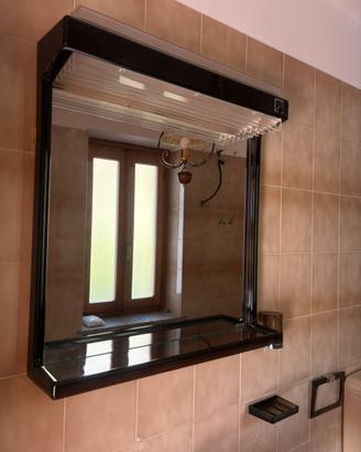 Specchiera bagno e accessori