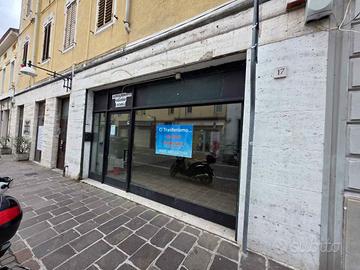 MONFALCONE - Fronte Teatro