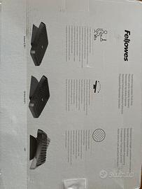 Poggiapiedi regolabile standard