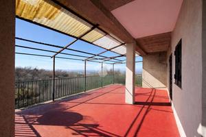 PORZIONE DI BIFAMILIARE A VITERBO