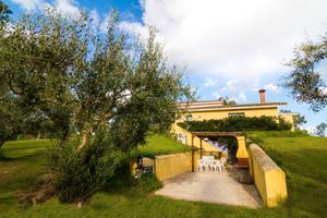 Bilocale in campagna