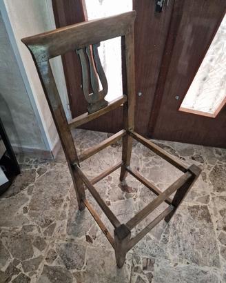 sedia in noce del 700