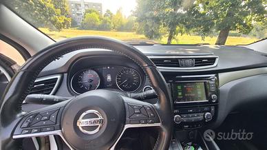 NISSAN Qashqai 1.3 DIG-T 140 CV Business N-Connect