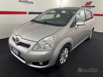 Toyota Corolla Verso 1.8 16V Sol 7pti