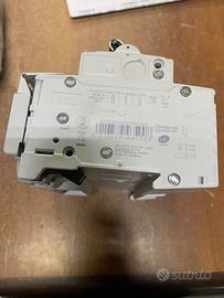 Interrutore classe b