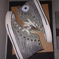 Converse glitterate