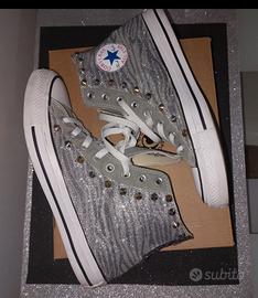 Converse glitterate