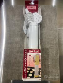 Pistola sparabiscotti e decoro creme.