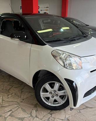 TOYOTA iQ 1.0 Sol