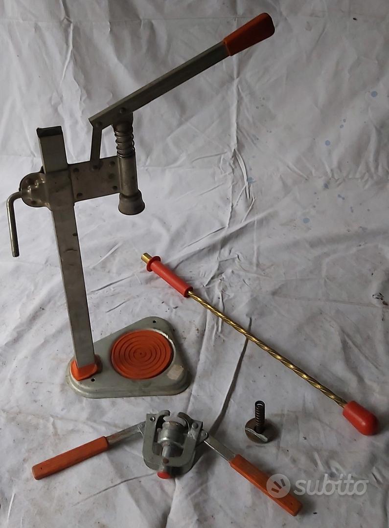 Tappatrice A Leva MR Mondial 8279020 Per Tappi In Sughero - Modello M