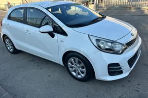 Kia Rio 1.2 GPL 2015  - Bombola 2036