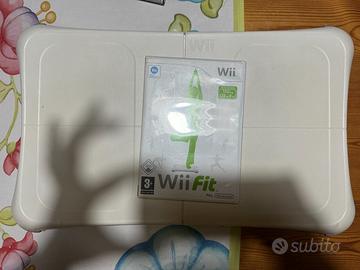 Nintendo Wii Balance Board + Wii Fit