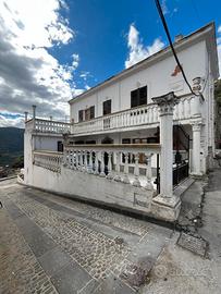Villa indipendente con ampio cortile Burgos