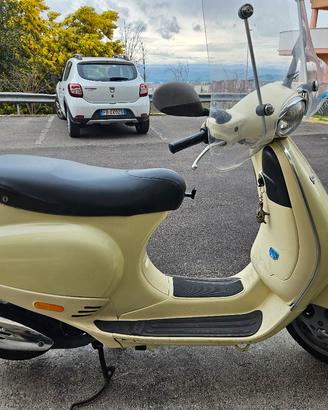 Vespa 50 et2