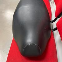 Sella Piaggio NRG
