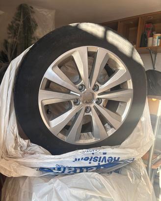  cerchi in lega 5 fori nuovi gomme 40%