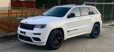 Jeep Grand Cherokee S