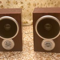 Coppia casse da scaffale con filo