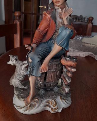 statuetta porcellana Capodimonte MENICHETTI