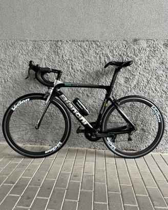 Bici da corsa in carbonio