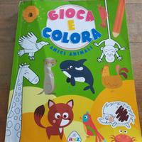 libro gioca e colora