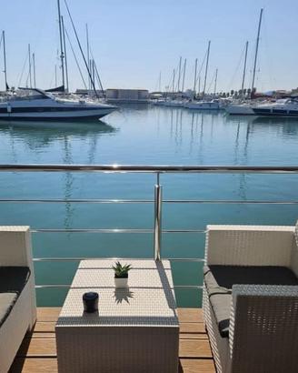 Viva suites boat