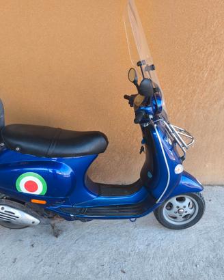 Vespa 150 ET4