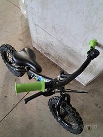 Bicicletta senza pedali