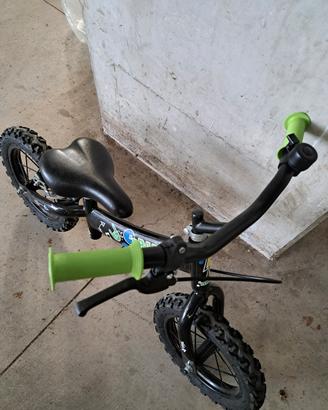 Bicicletta senza pedali